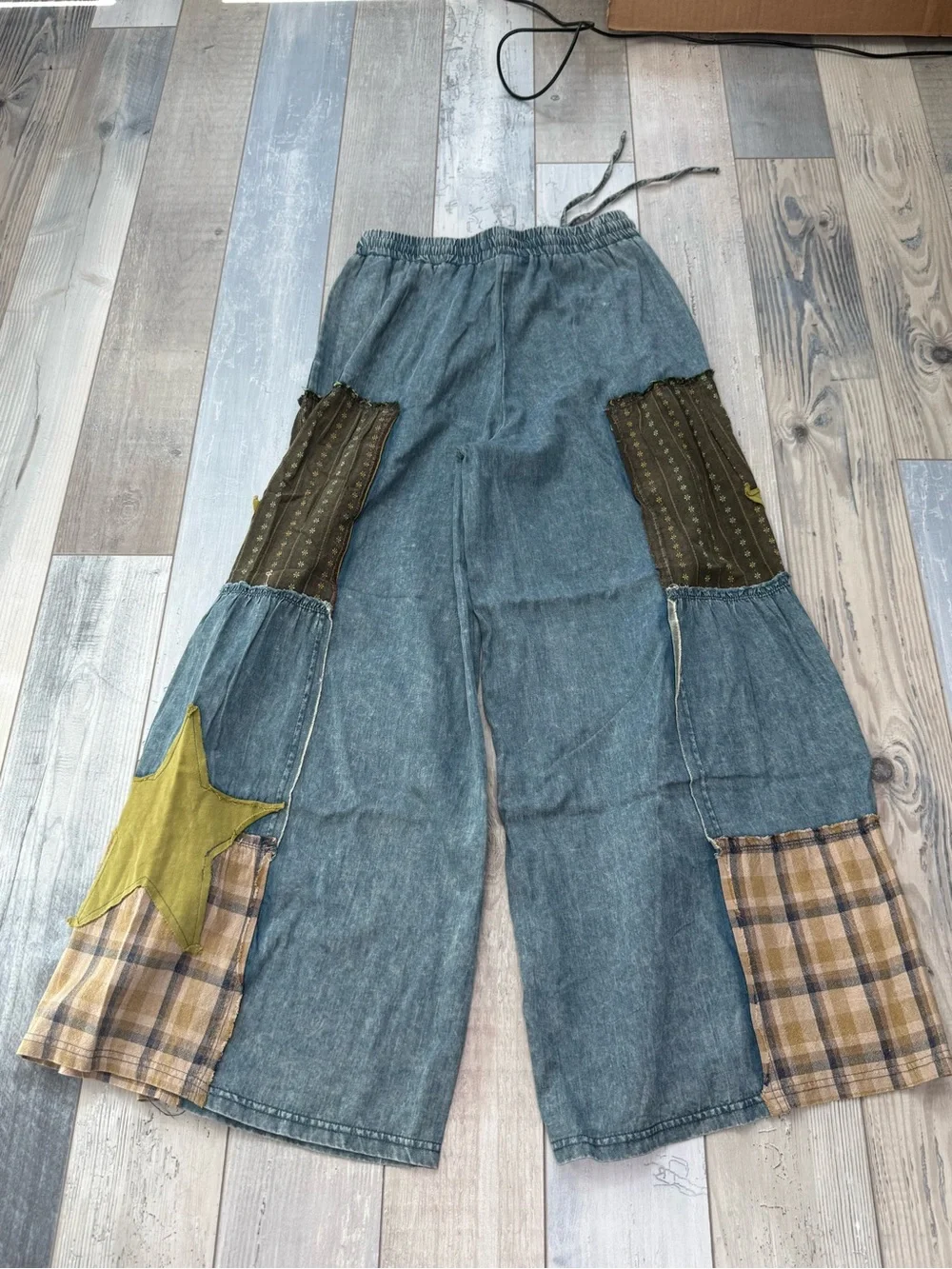 Easel Patchwork Wide Leg Pant Sz Sm - Picture 2 of 5
